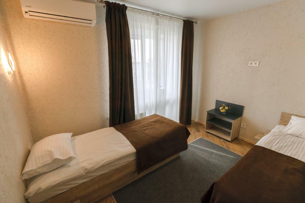 Raziotel Rishelyevskiy Kherson Extérieur photo