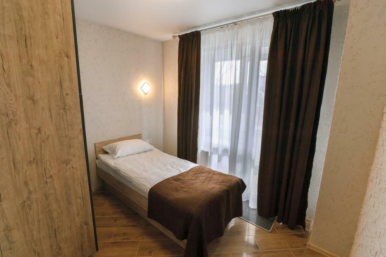 Raziotel Rishelyevskiy Kherson Extérieur photo